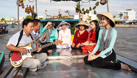 Cai Rang Mekong Music on Floating Market, Can Tho City